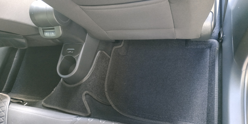 Фото в бортжурнале Skoda Rapid (2G)