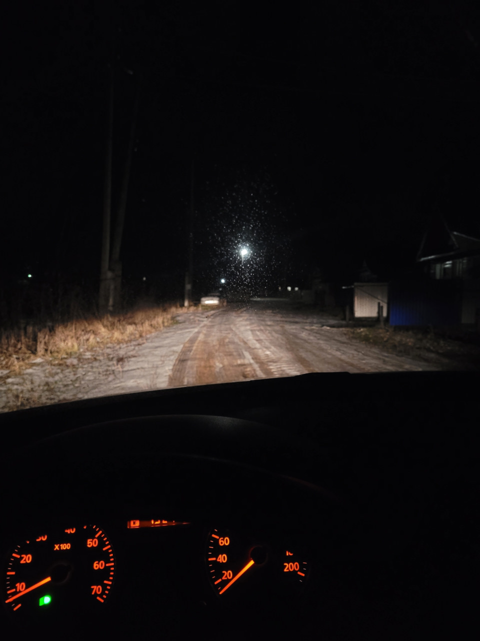 Найк про фары слепят текст. Найк про фары слепят текст. Пайпер фары слепят. Ровная стг led лампы. Фары мем.