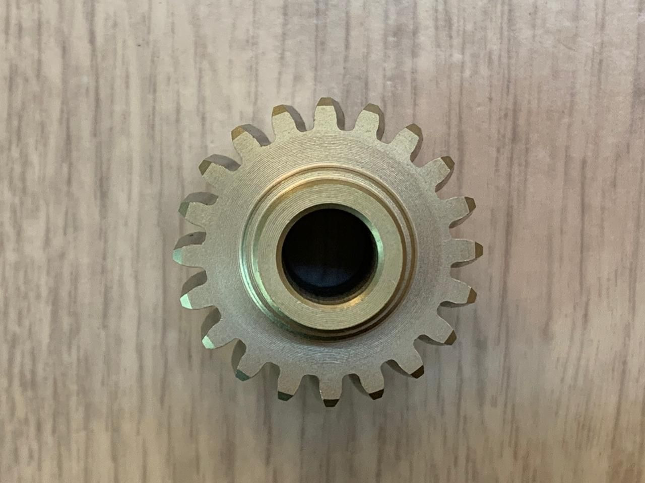 шестеренка форд. шестерня моторчика люка tga. шестерня дроссельной заслонки форд фокус 2. запчасть шестерни форд фокус. шестеренка форд.