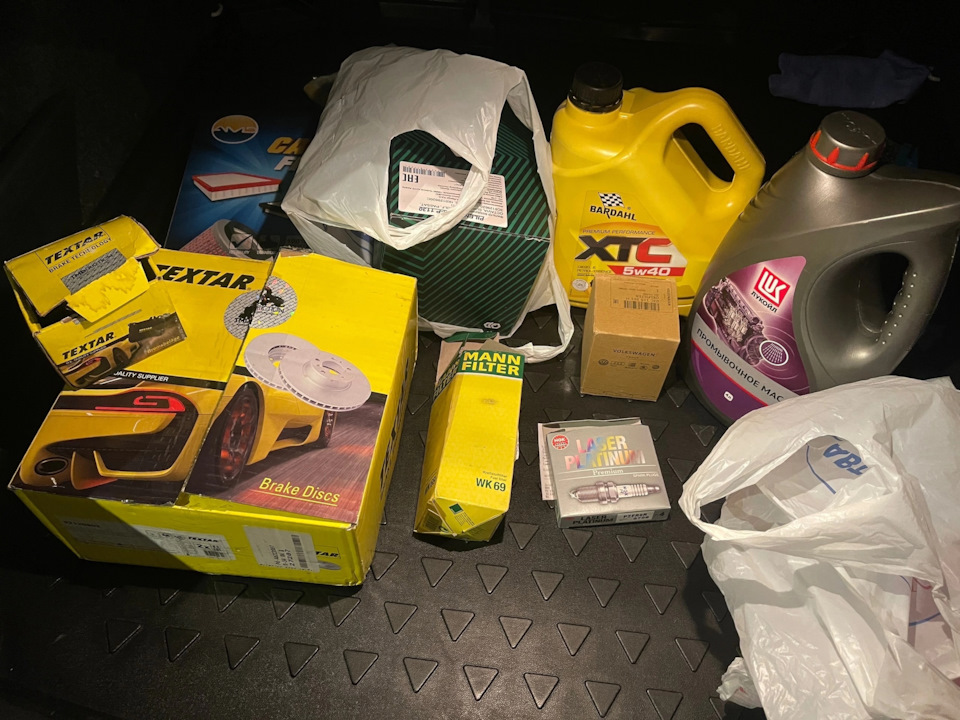 Небольшое ТО — Volkswagen Jetta VI, 1,4 л, 2015 года | визит на сервис ...