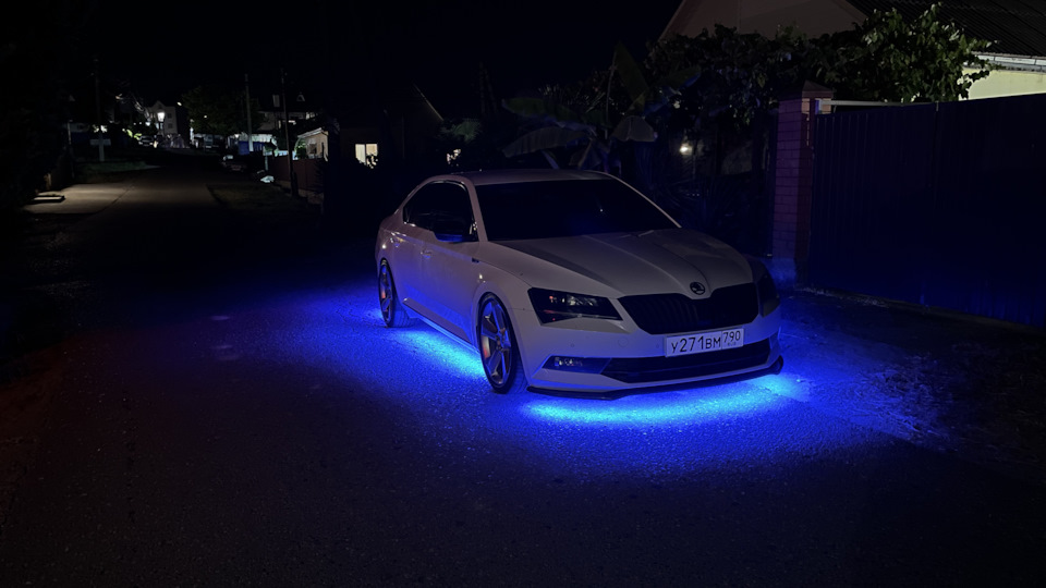 Фото в бортжурнале Skoda Superb Mk3