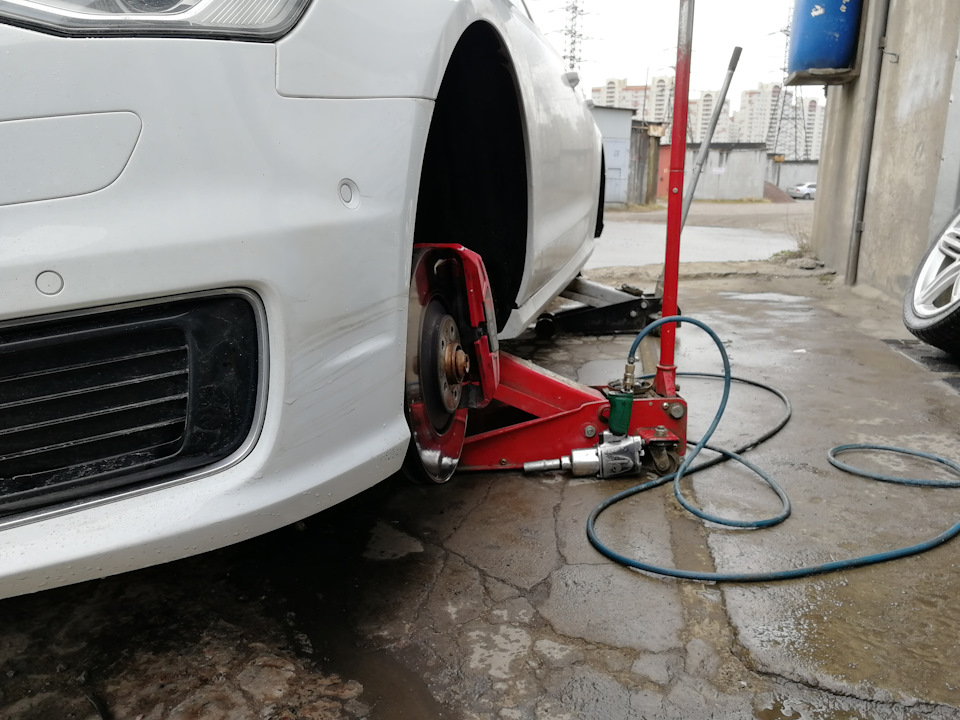 Фото в бортжурнале Audi A6 (C7)