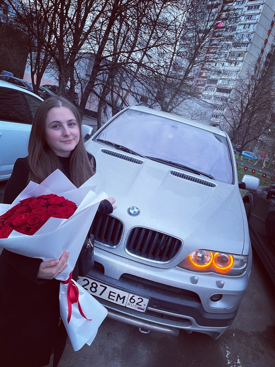 Жене цветы 🌹, машине мойку🤙 — BMW X5 (E53), 3 л, 2006 года | мойка |  DRIVE2