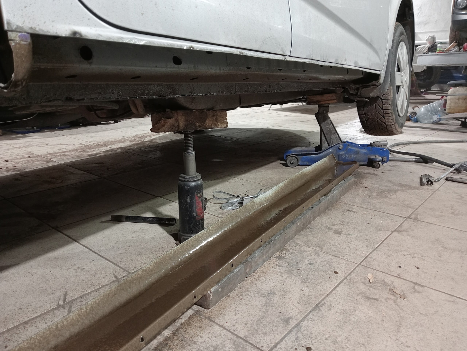 Замял порог — поменял порог — Chevrolet Aveo Sedan (2G), 1,6 л, 2012 ...