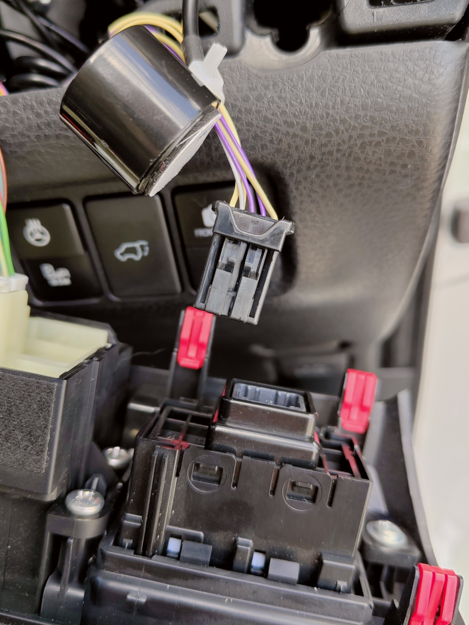Photo from the logbook Toyota Harrier (3G)