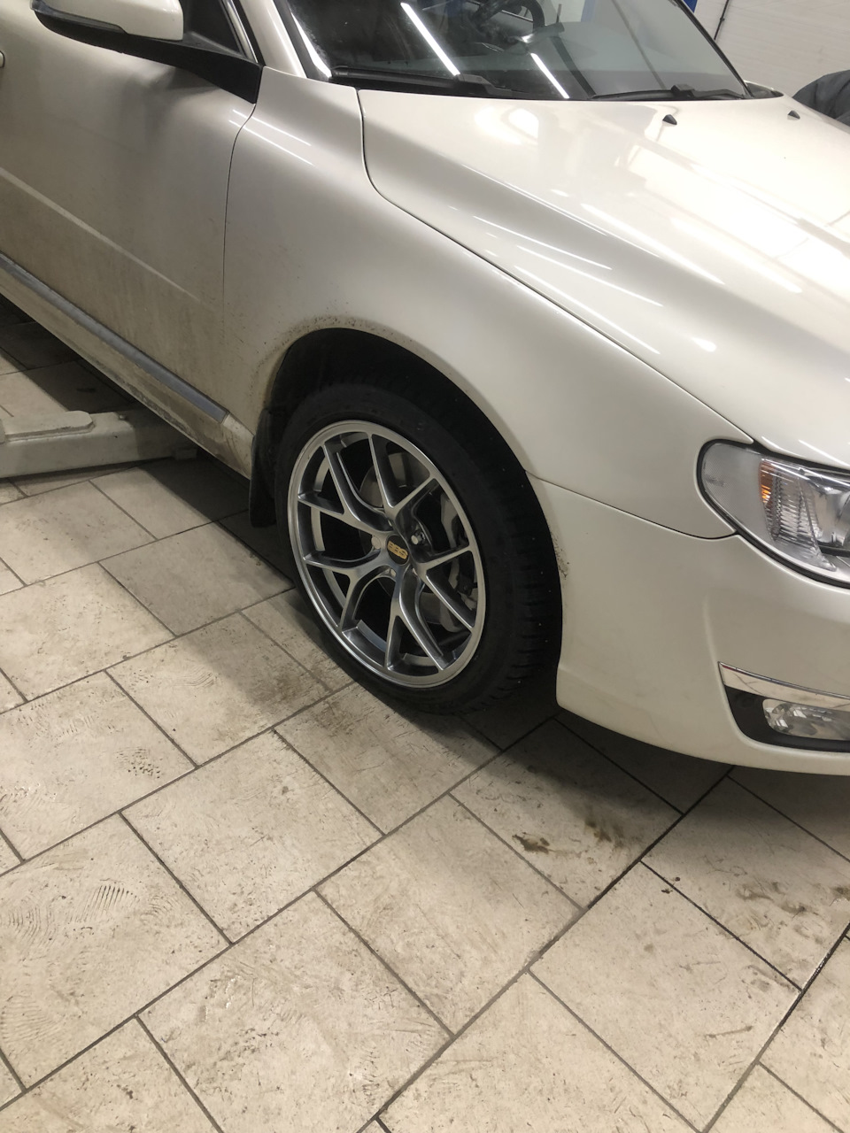 Новые диски. — Volvo S80 (2G), 4,4 л, 2009 года | колёсные диски | DRIVE2