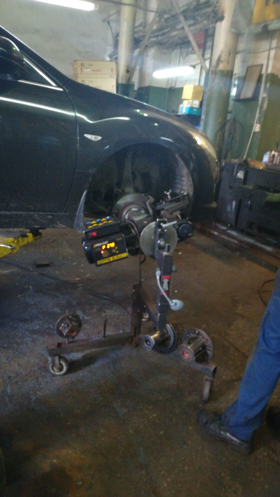 Проточка тормозных дисков без снятия. — DRIVE2