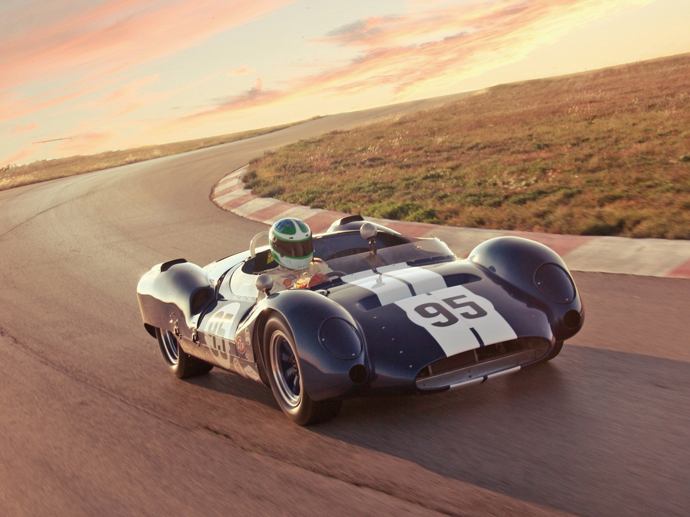 Спортпрототип Shelby King Cobra, он же Cooper-Ford (1963-64) — «История  автомобилестроения» на DRIVE2