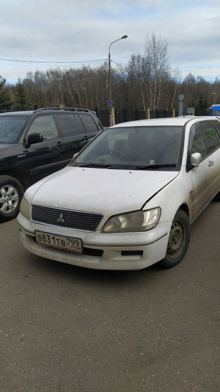 До, штатная оптика — Mitsubishi Cedia