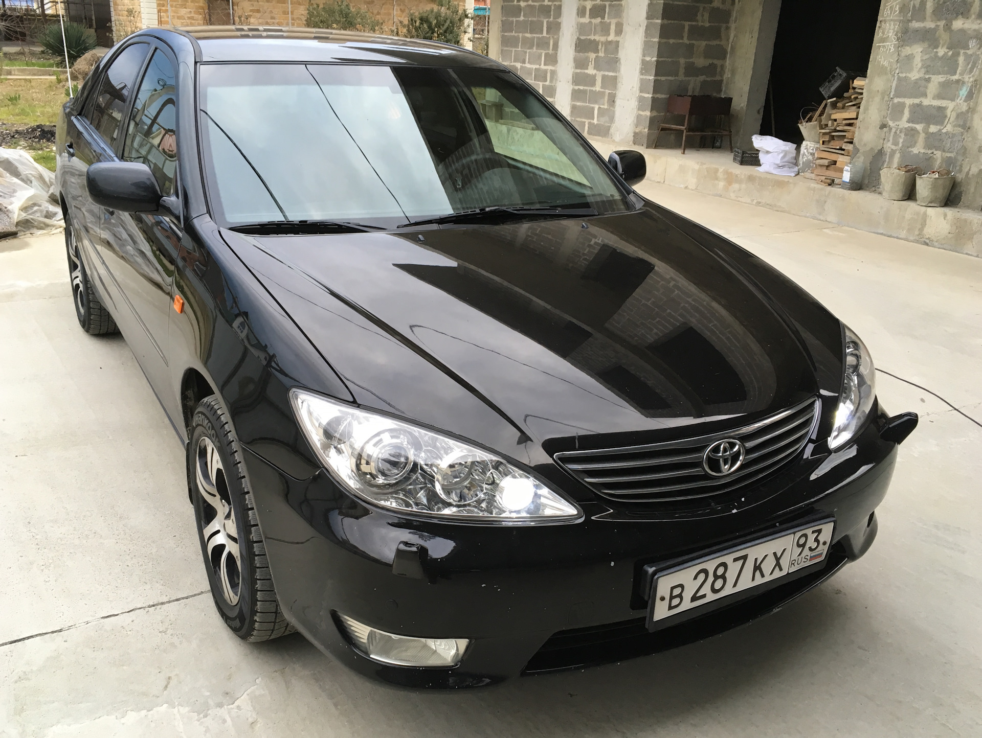 Toyota Camry v35 черный