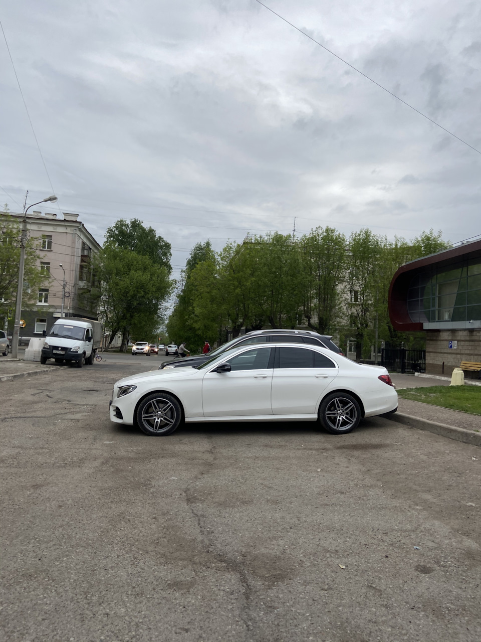 Давление R19 — Mercedes-Benz E-class (W213), 2 л, 2019 года | наблюдение |  DRIVE2