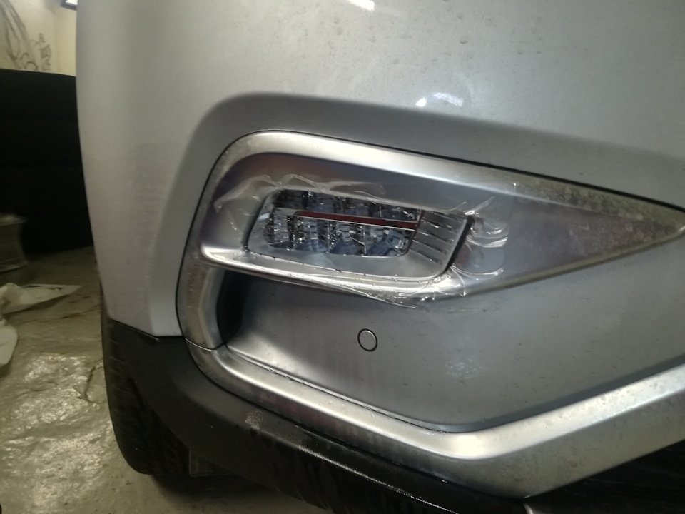 Птф джили атлас. ПТФ Geely Atlas Pro. Защита противотуманок Geely Atlas. Решетки ПТФ Geely Atlas Pro. Противотуманки для Geely Atlas Pro 2022.