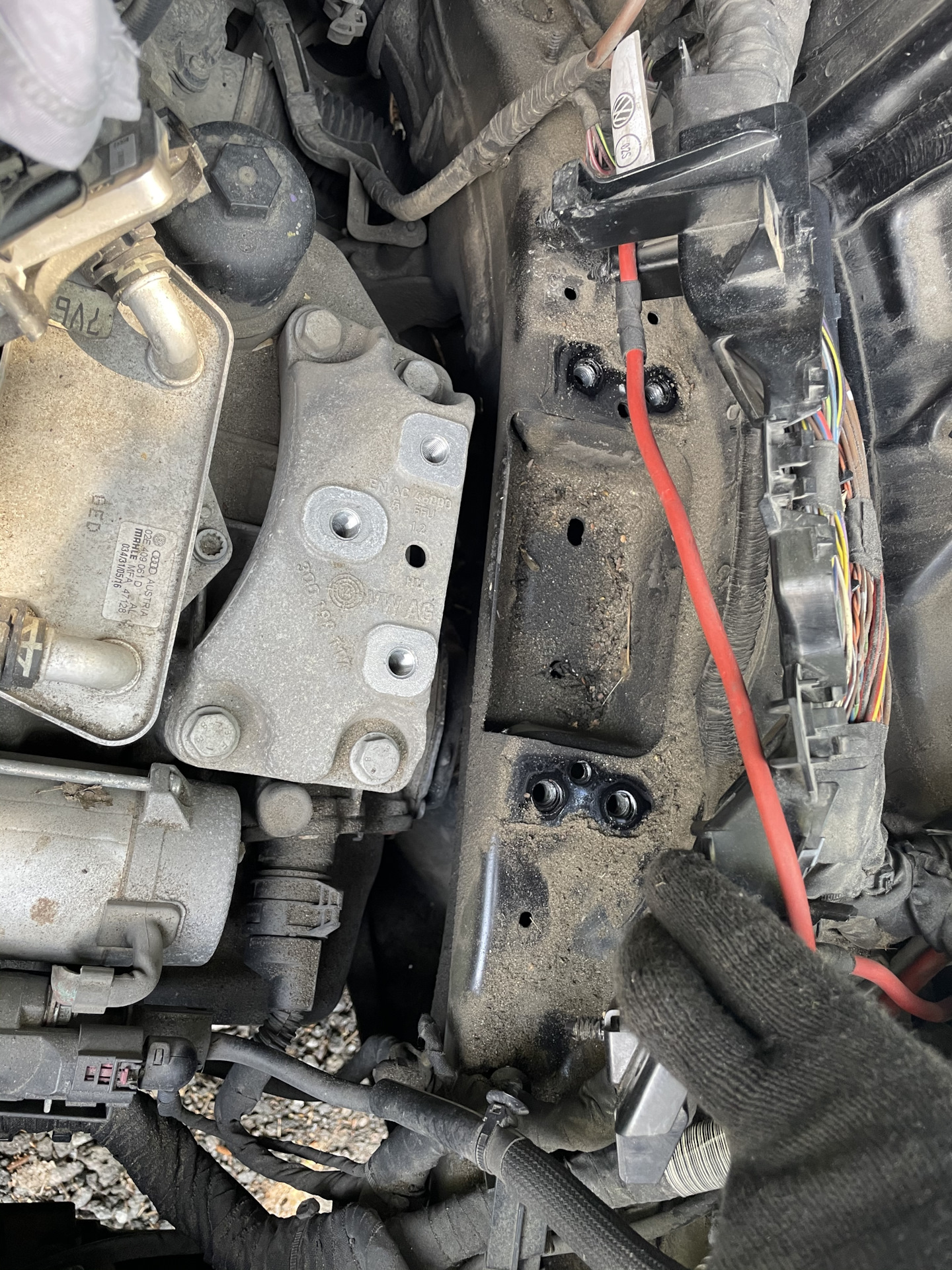 Гидроопора DSG dq250 — Volkswagen Passat Variant (B8), 2 л, 2016 года ...