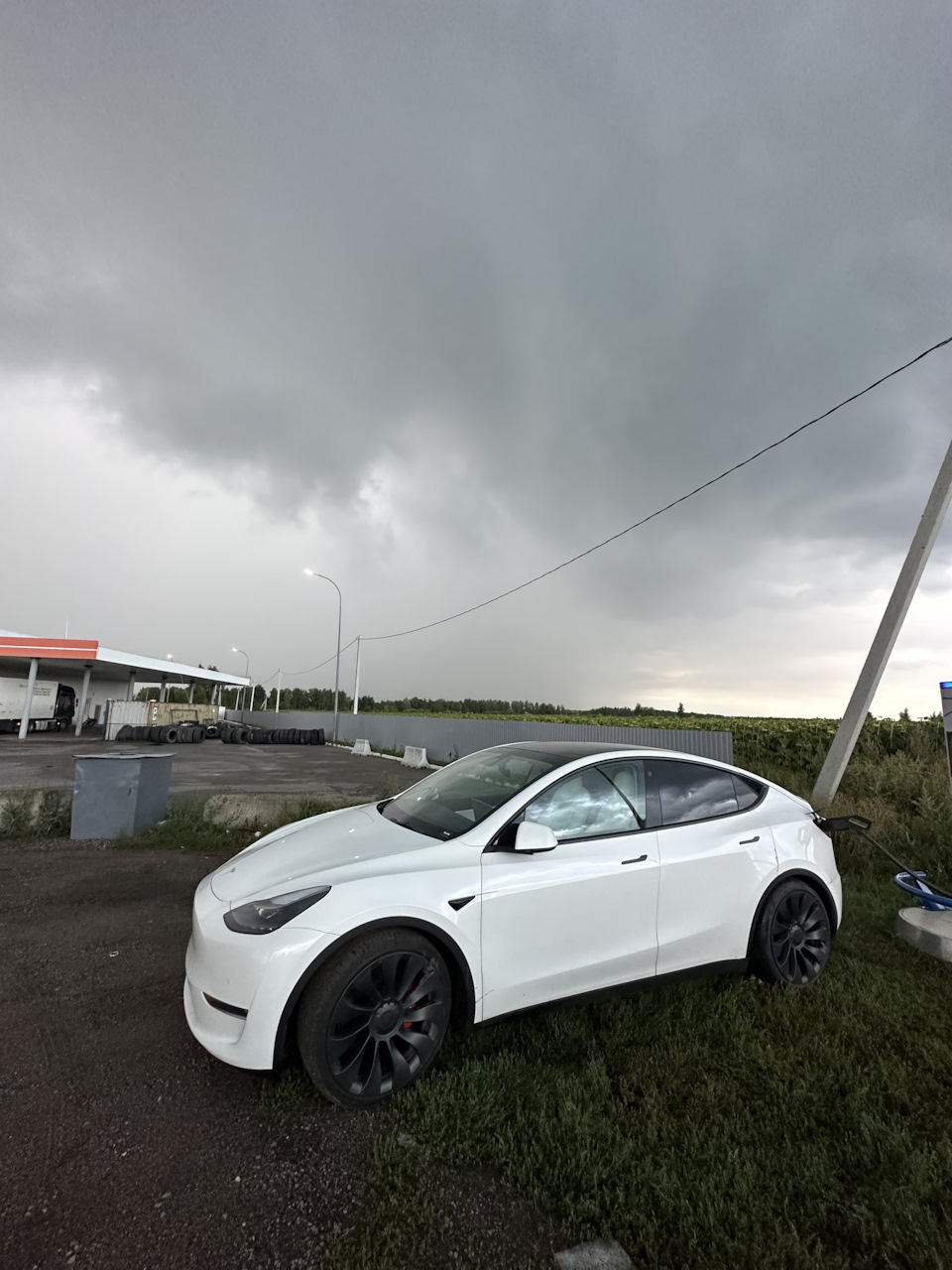 Дорога до Волгограда из Москвы — Tesla Model Y, 2021 года | покупка машины  | DRIVE2