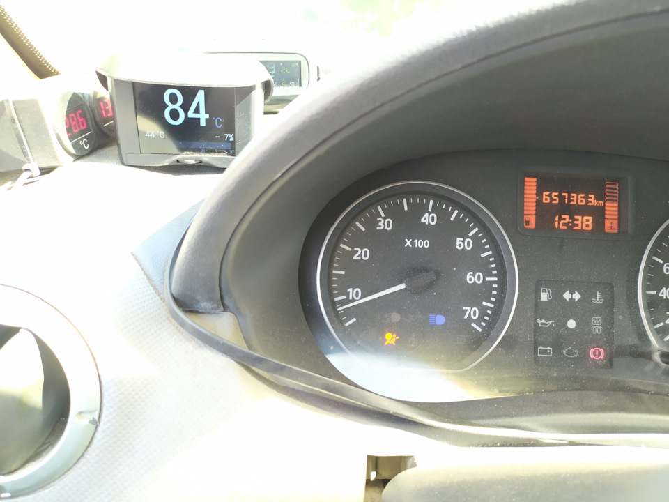 Перестал работать спидометр (обрыв провода у разъёма датчика скорости ...