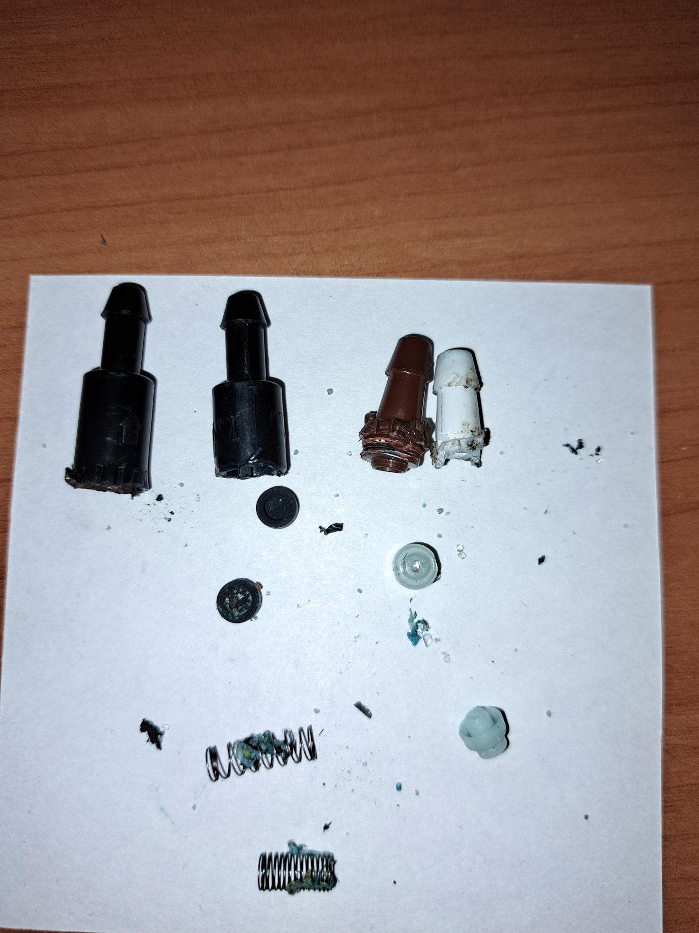 Слабый напор форсунок омывателя — Mitsubishi Lancer X, 2 л, 2007 года ...