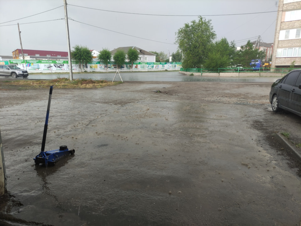 Погнул заднюю балку на Альмере Классик — Nissan Almera Classic (B10), 1 ...