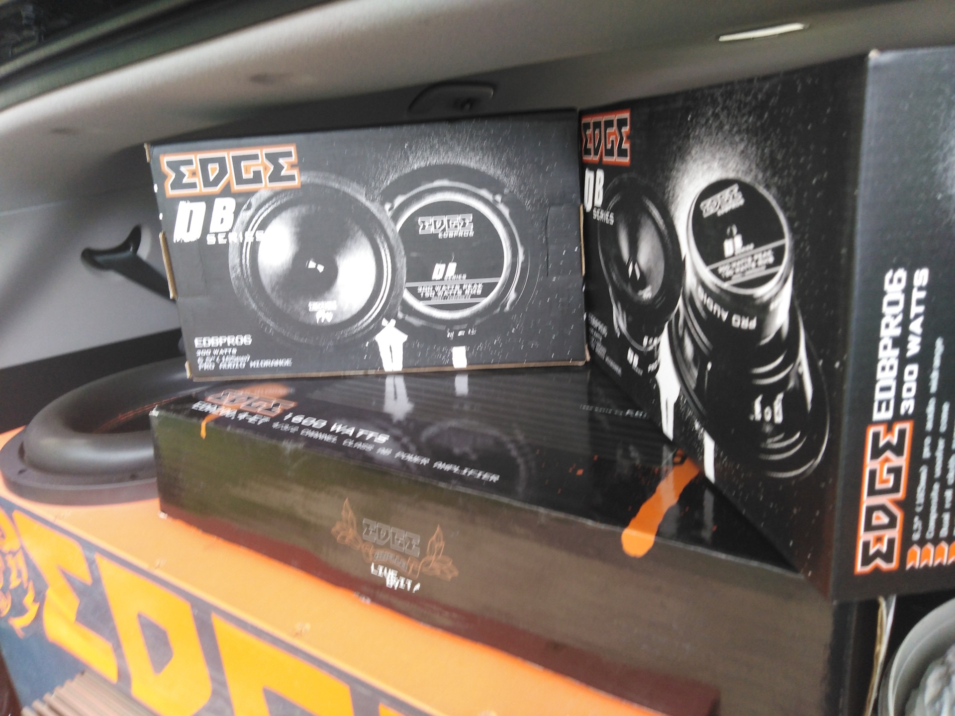 Edge sound. Приора Edge car Audio. Edge car Audio наклейка. Логотип Edge car Audio. Alphard x8 HLS 20.