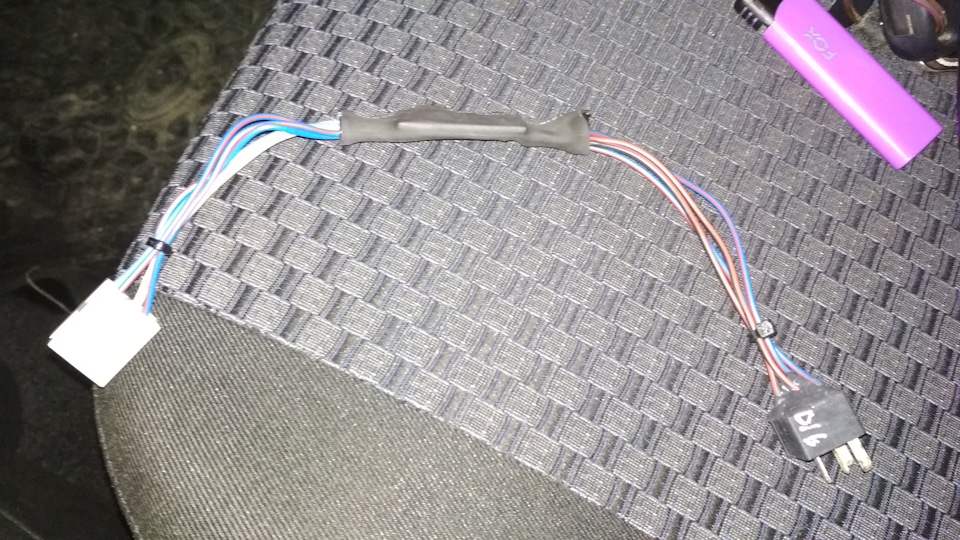 Провода уложены и зафиксированы — Lada Granta