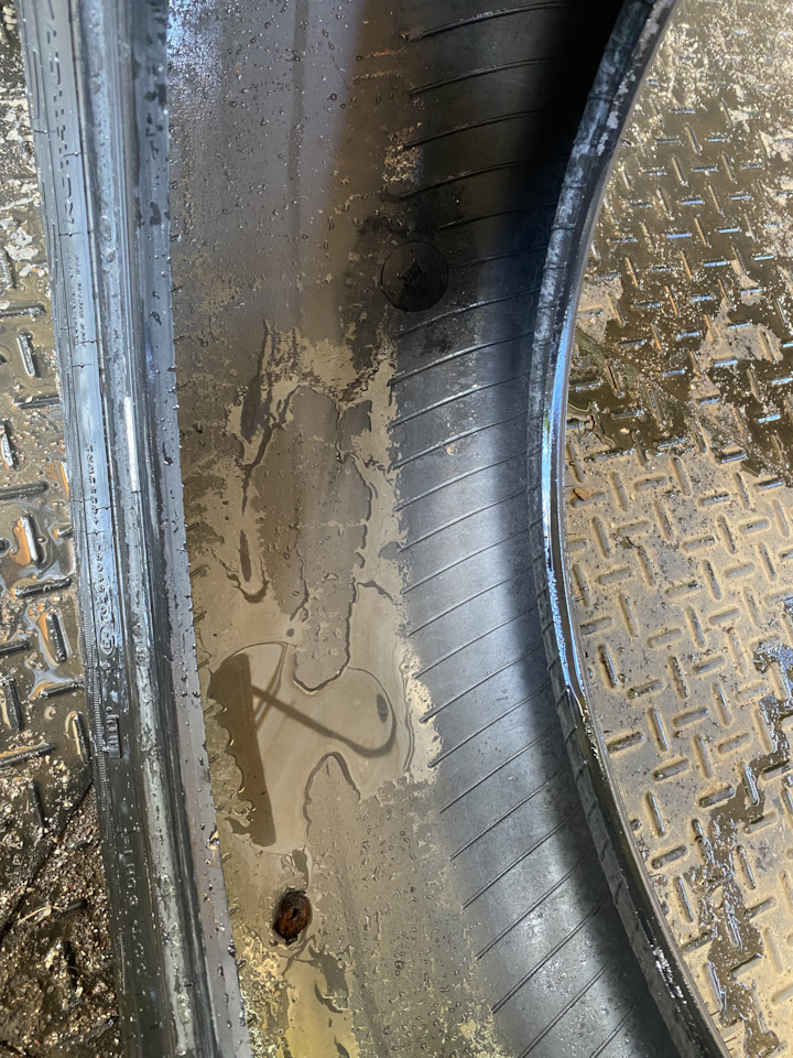 Шины зимние нешипованные Nokian 225/65 R17 на Subaru Forester (SJ ...