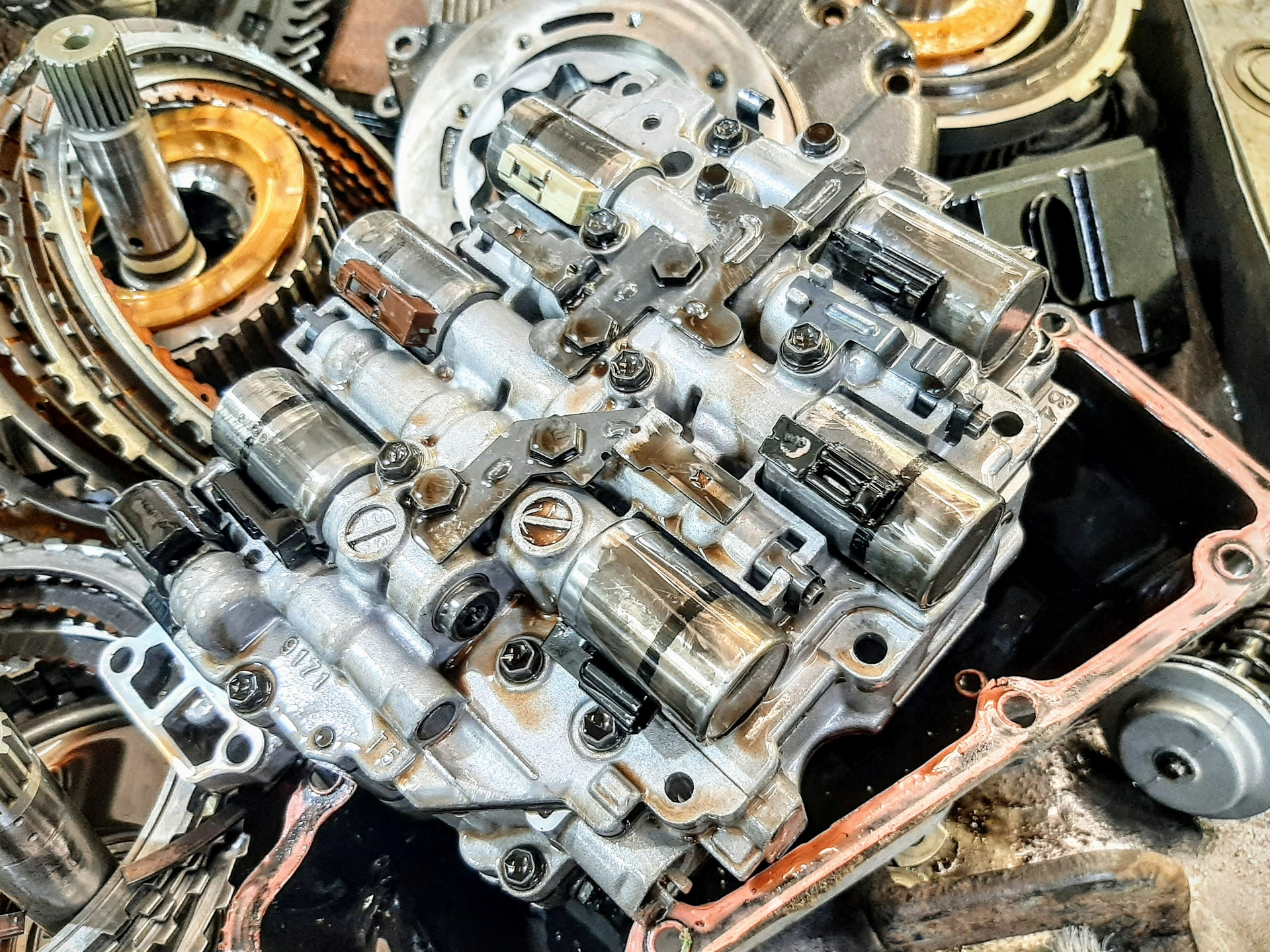 Акпп af17 opel astra h. Айсин 50-40le. Tf80sc aisin. Замена корпуса акпп опель. Ремонт акпп.