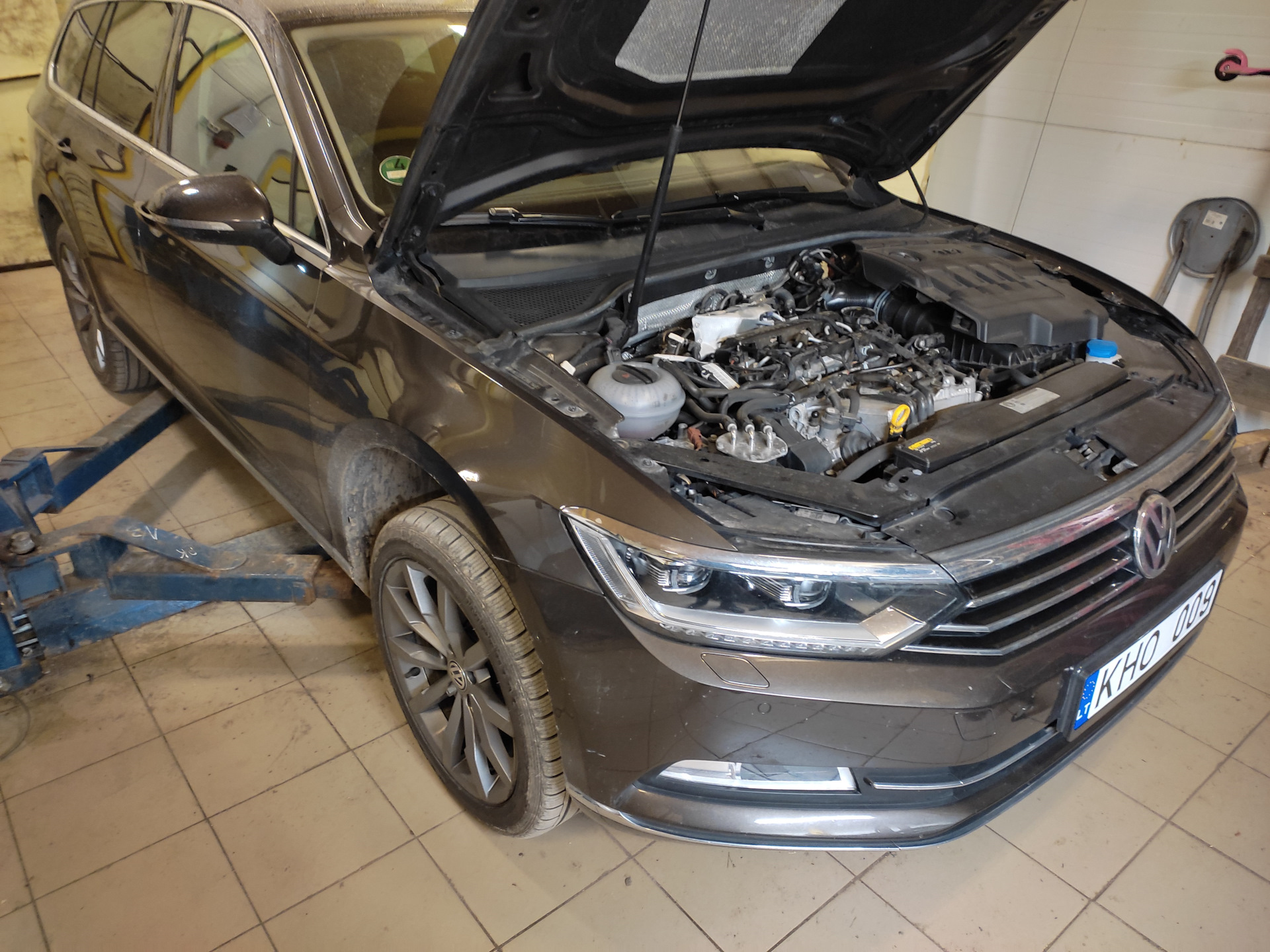 Замена ГРМ и ремня маслянного насоса 2.0TDI 140kW — Volkswagen Passat  Variant (B8), 2 л, 2017 года | плановое ТО | DRIVE2