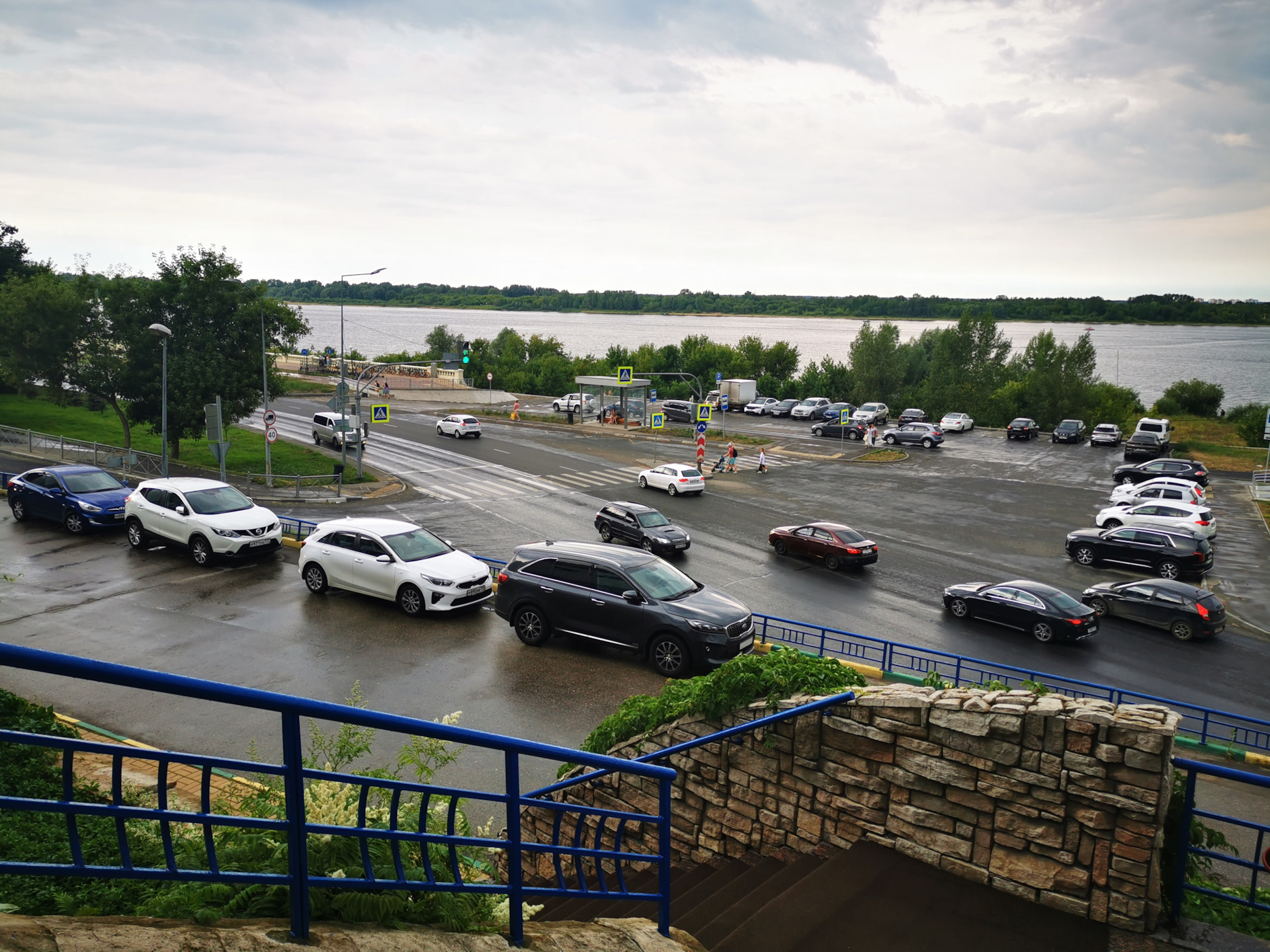 Три дня дождя нижний новгород 31. Ливень в оренбурге. Нижний новгород потоп 18. Затопленный нижний новгород. Затопление в нижнем новгороде.