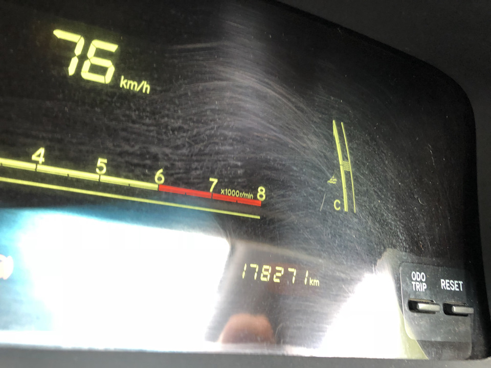 Смена масла в моторе и редукторе — Toyota Crown (S150), 3 л., 1997 года ...