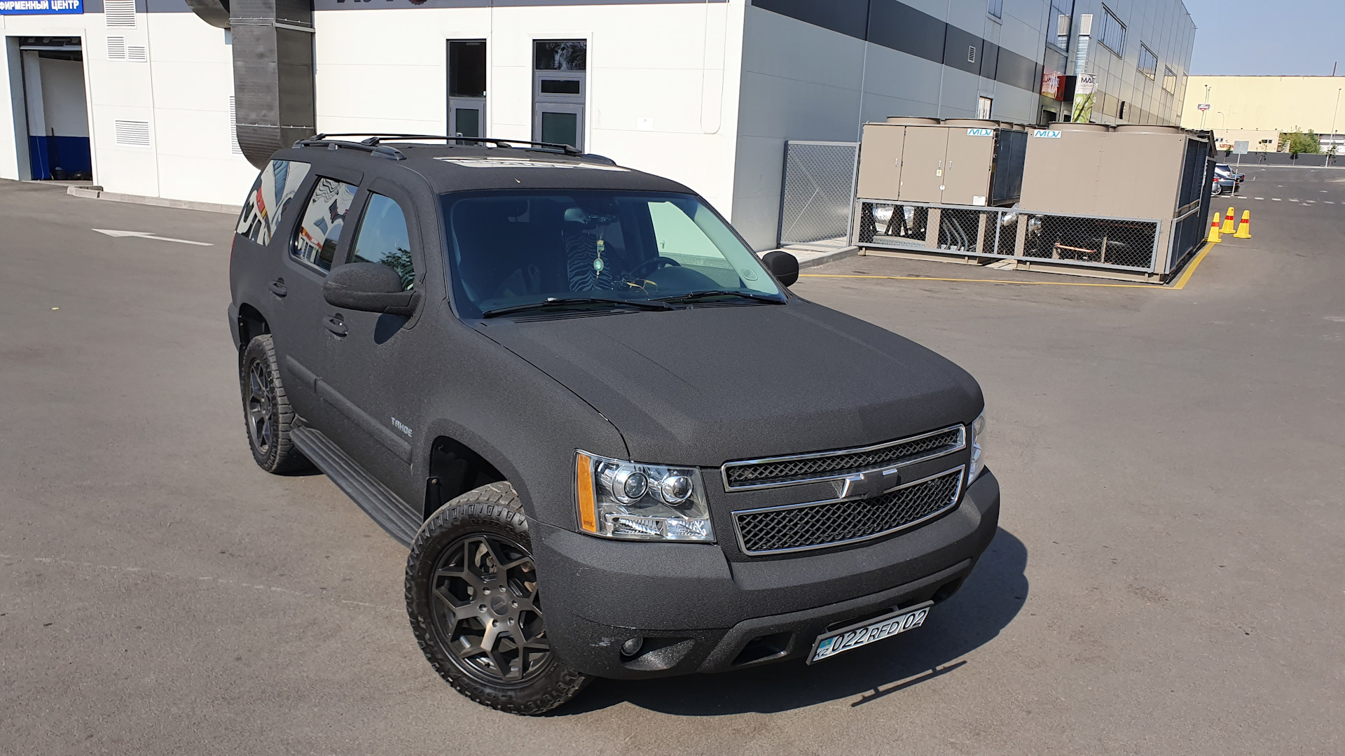 Раптор отзывы владельцев. Chevrolet Tahoe gmt900. Шевроле Тахо 900. Шевроле gmt900 (Tahoe). Шевроле Тахо 900 Раптор.