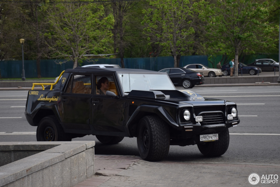 Lamborghini lm002 Army