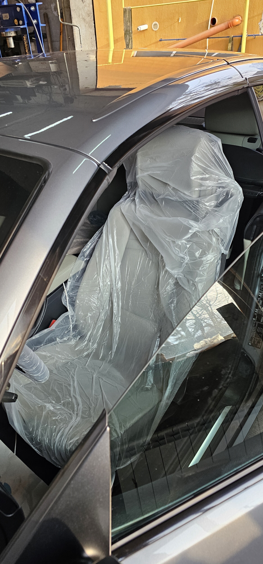 BMW X5 E70 3.0D, устраненил течь трубок активной рулевой рейки — BMW X5 ...