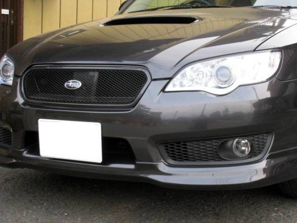 Две рядом стоят субару легаси белые. Subaru legacy bl bp. Subaru legacy vii. Номер кузова subaru legacy bh5. Subaru b4 2000.