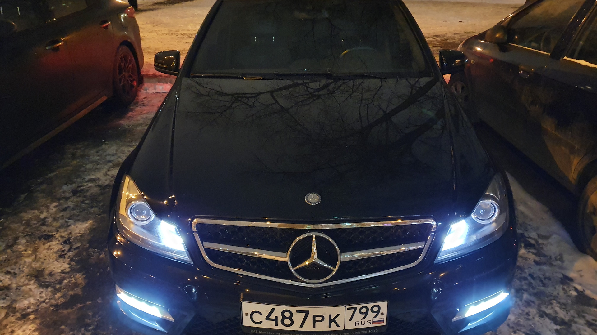 Mercedes-Benz C-class (W204) 1.8 бензиновый 2011 | 