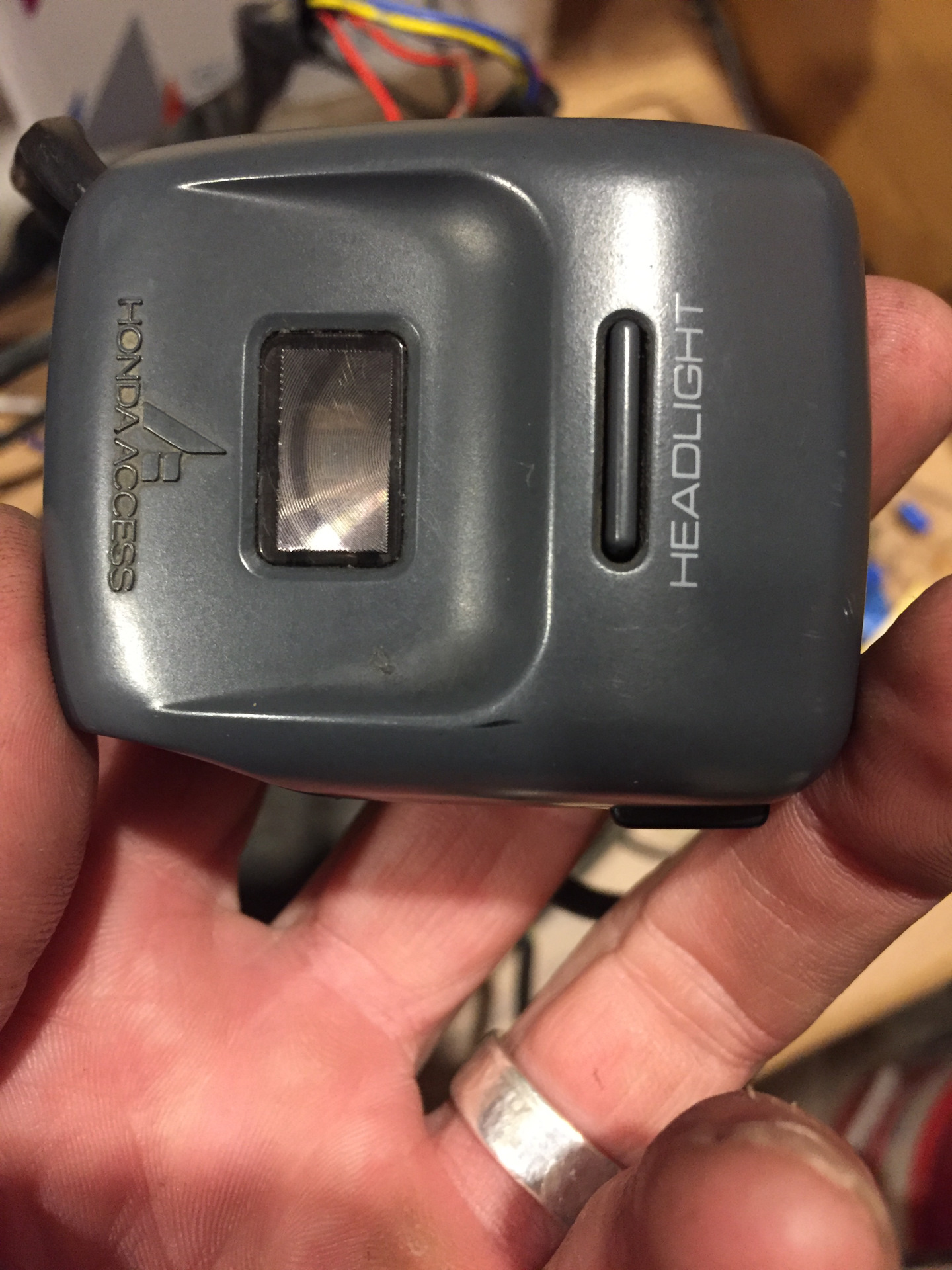 Ксенон фары. Светящиеся фары. Визитка автосвет. Лазерные фары бмв m4. Honda insight light night 2010.