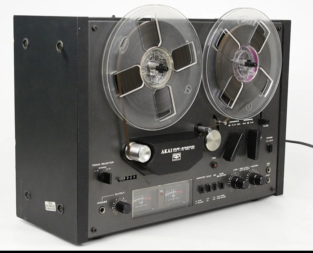 Akai gx 4000d характеристики. Akai gx 4000d. Akai gx 4000. Катушечный магнитофон akai gx-4000d. Катушечный магнитофон akai 4000d.