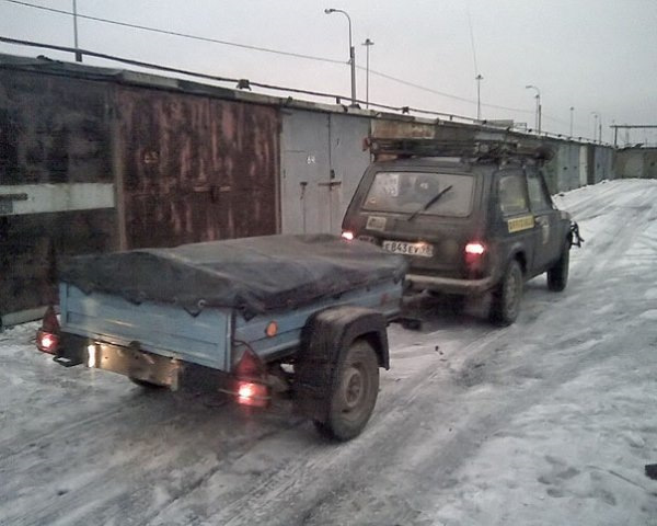 Прицеп к легковым автомобилям маз 816210. Смотреть фото Прицеп к легковым автомобилям маз 816210. Смотреть картинку Прицеп к легковым автомобилям маз 816210. Картинка про Прицеп к легковым автомобилям маз 816210. Фото Прицеп к легковым автомобилям маз 816210