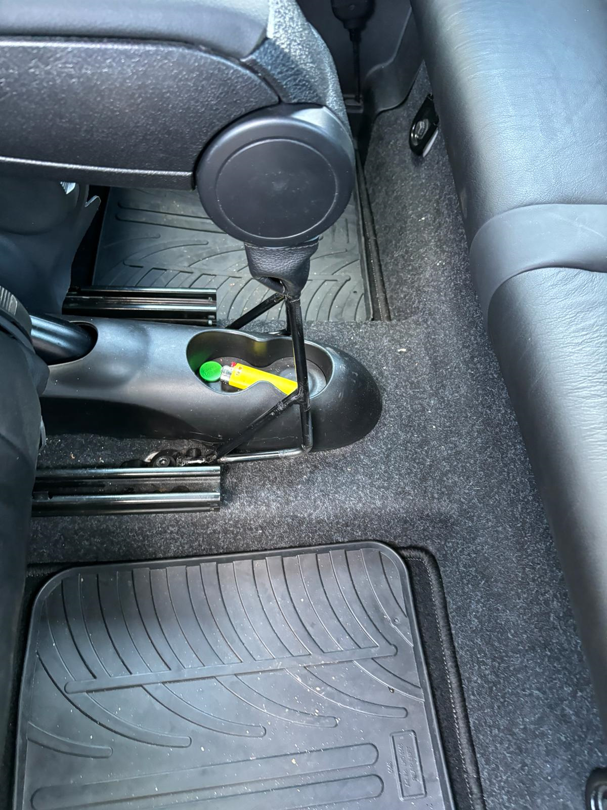 Подлокотник для Фиат 500с кабриолет установка — FIAT 500C, 1,2 л, 2015 ...