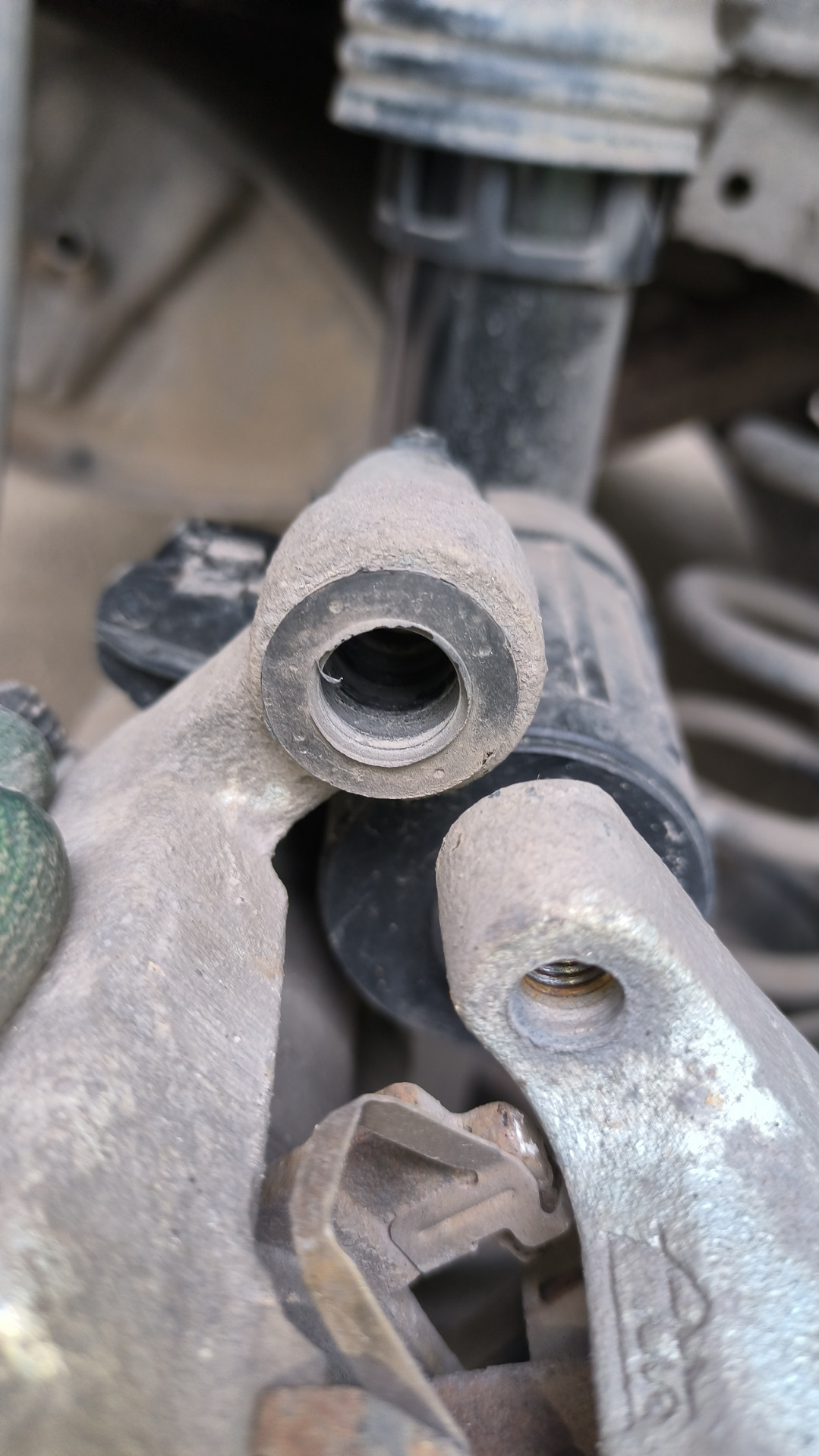 Замена задних колодок — Changan CS35 Plus (1Gf), 1,4 л, 2023 года ...