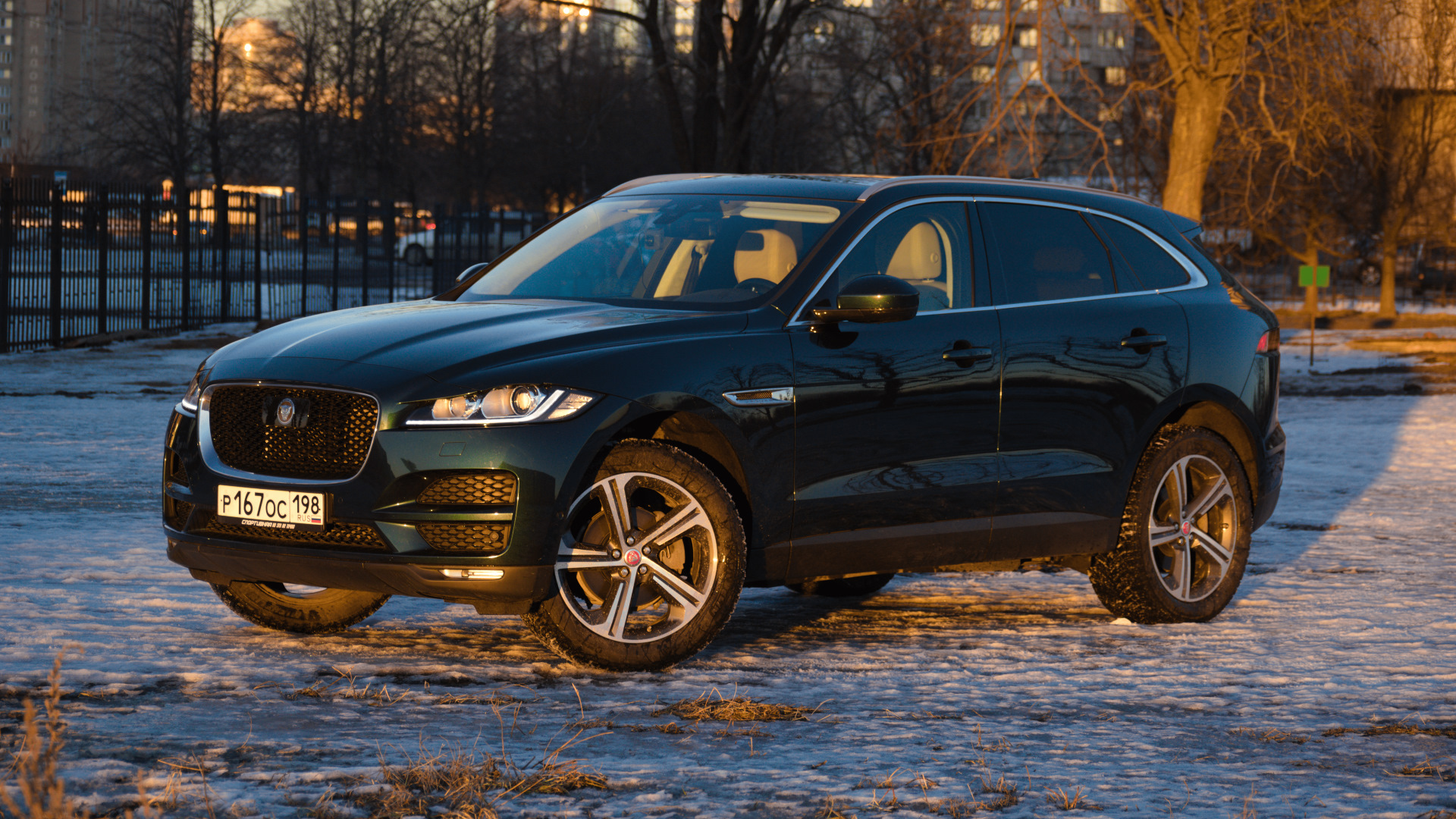 Jaguar кроссовер f Pace 2017