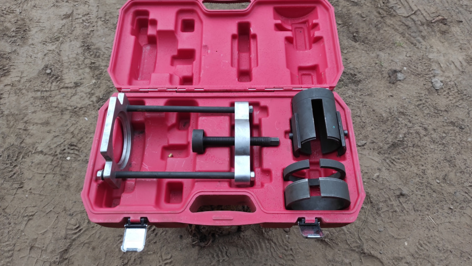 Спец инструмент для запрессовки сайлентблоков Volvo, Ford. 🧰 — Volvo S80 (2G)