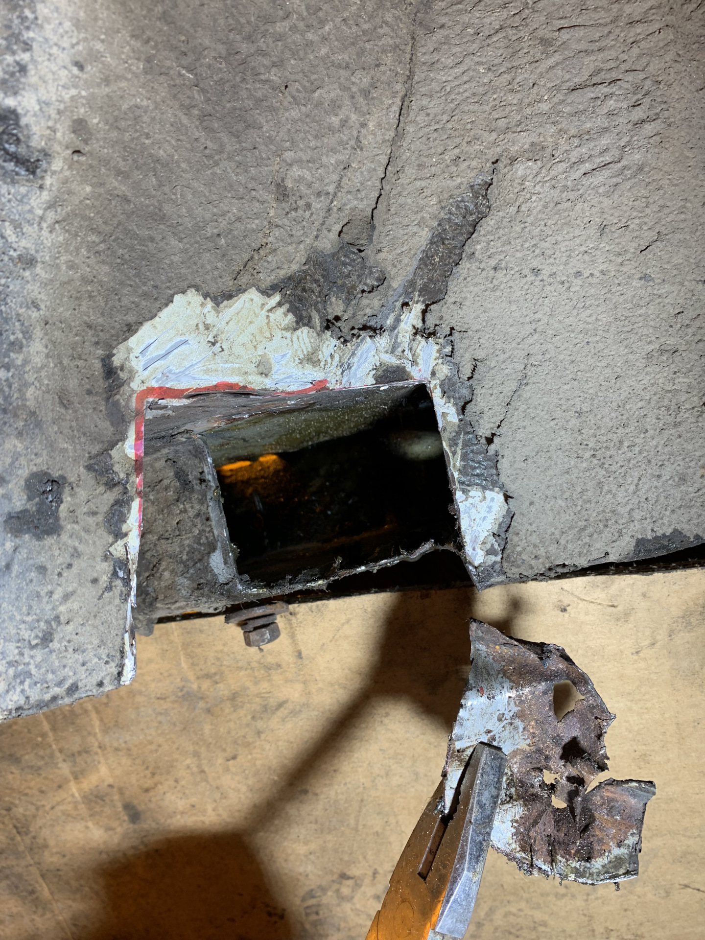 Ремонт заднего лонжерона и арки — Lada 2115, 1,6 л, 2008 года ...