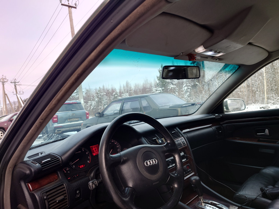 Фото в бортжурнале Audi A8 (D2)