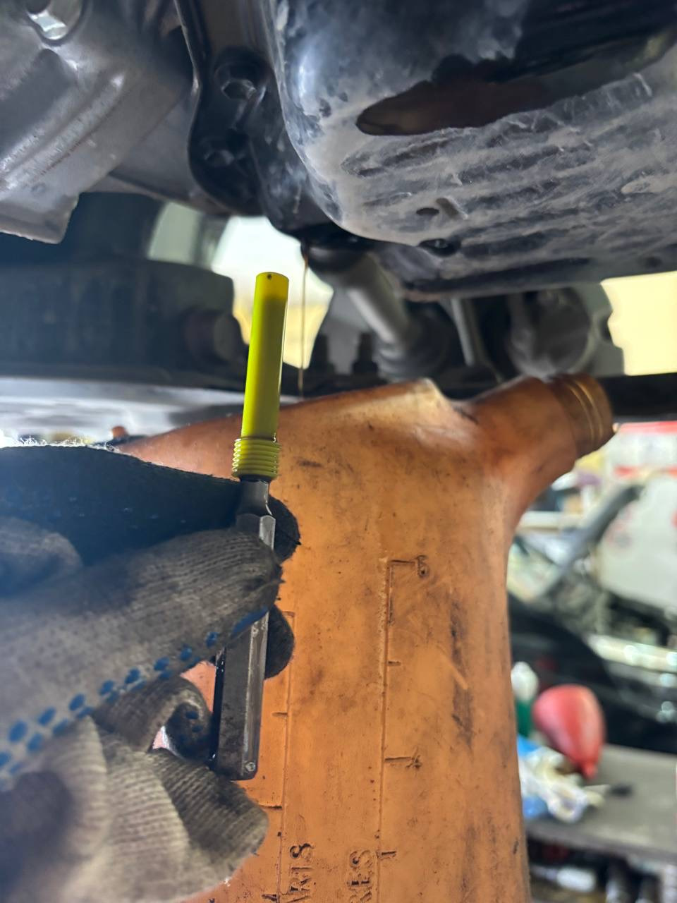 Фото в бортжурнале Toyota C-HR