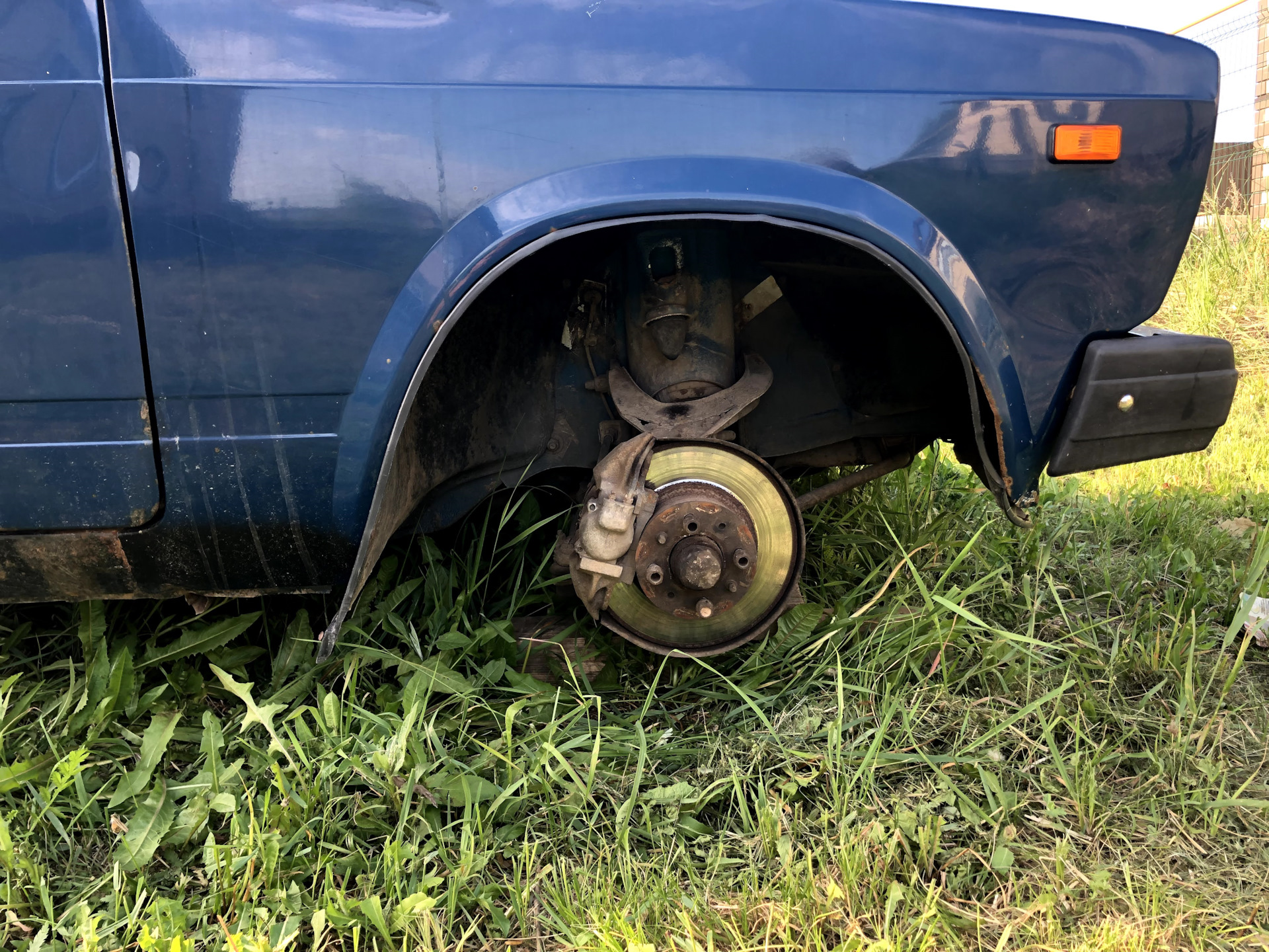 Новая задача перебрать переднюю подвеску — Lada 210740, 1,6 л, 2008 ...