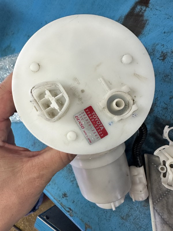 Замена Топливного фильтра в бензобаке — Toyota Camry (XV50), 2,5 л ...