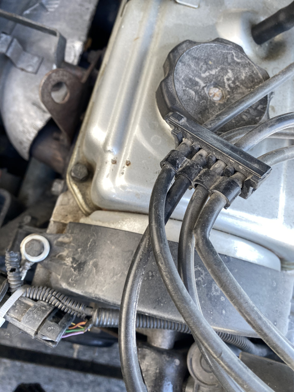 Замена высоковольтных проводов — Great Wall Hover, 2 л, 2012 года ...