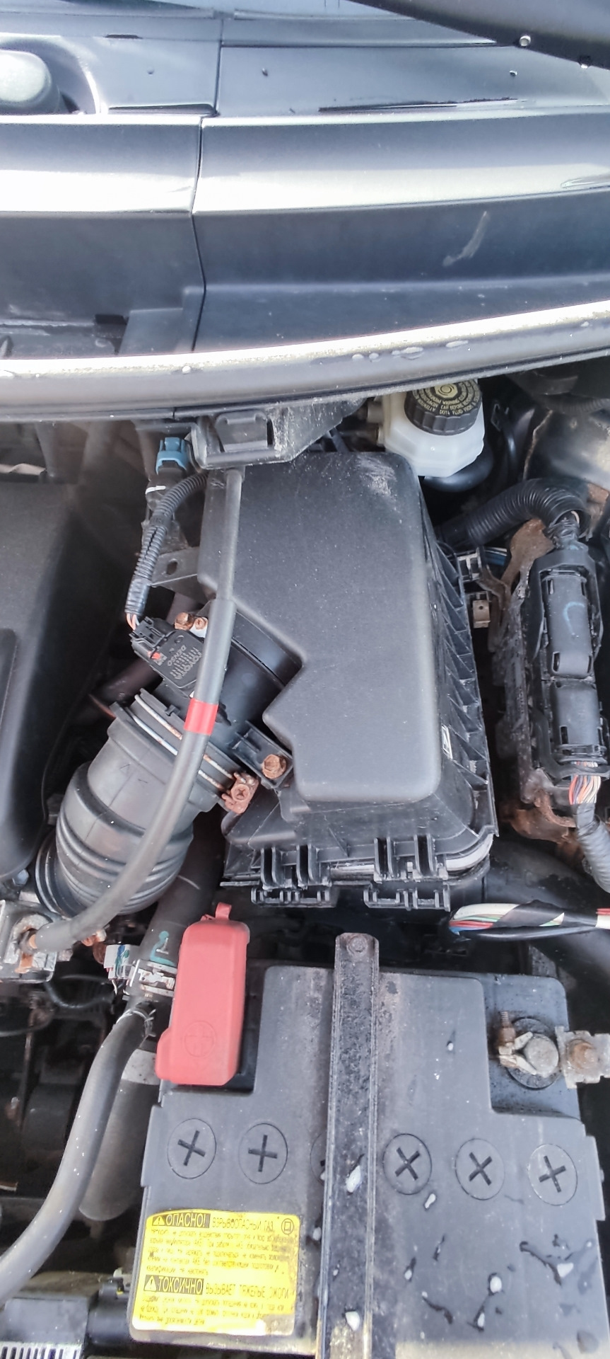 03. Замена салонного и воздушного фильтра Тойота Аурис — Toyota Auris ...