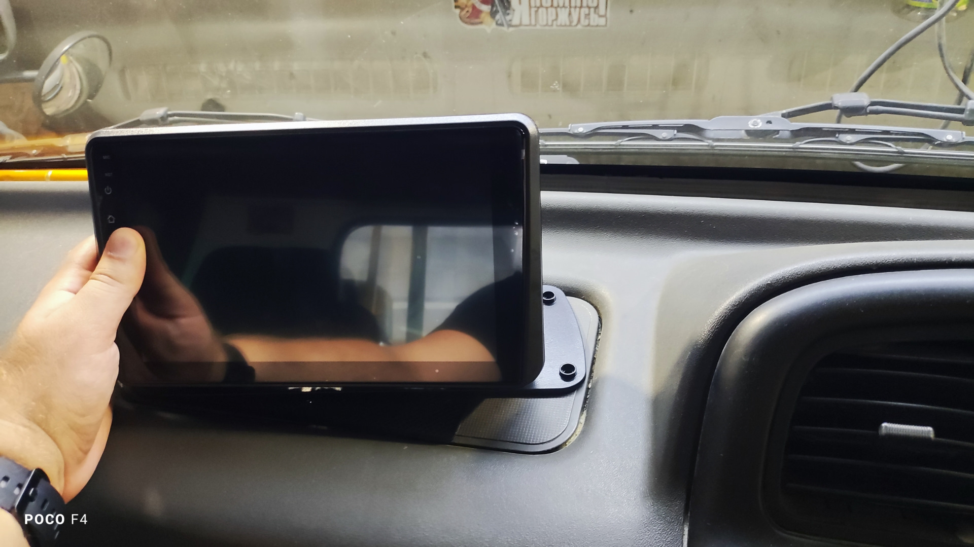 9 дюймовую магнитолу в Elf — Isuzu Elf, 3,1 л, 2000 года | автозвук ...
