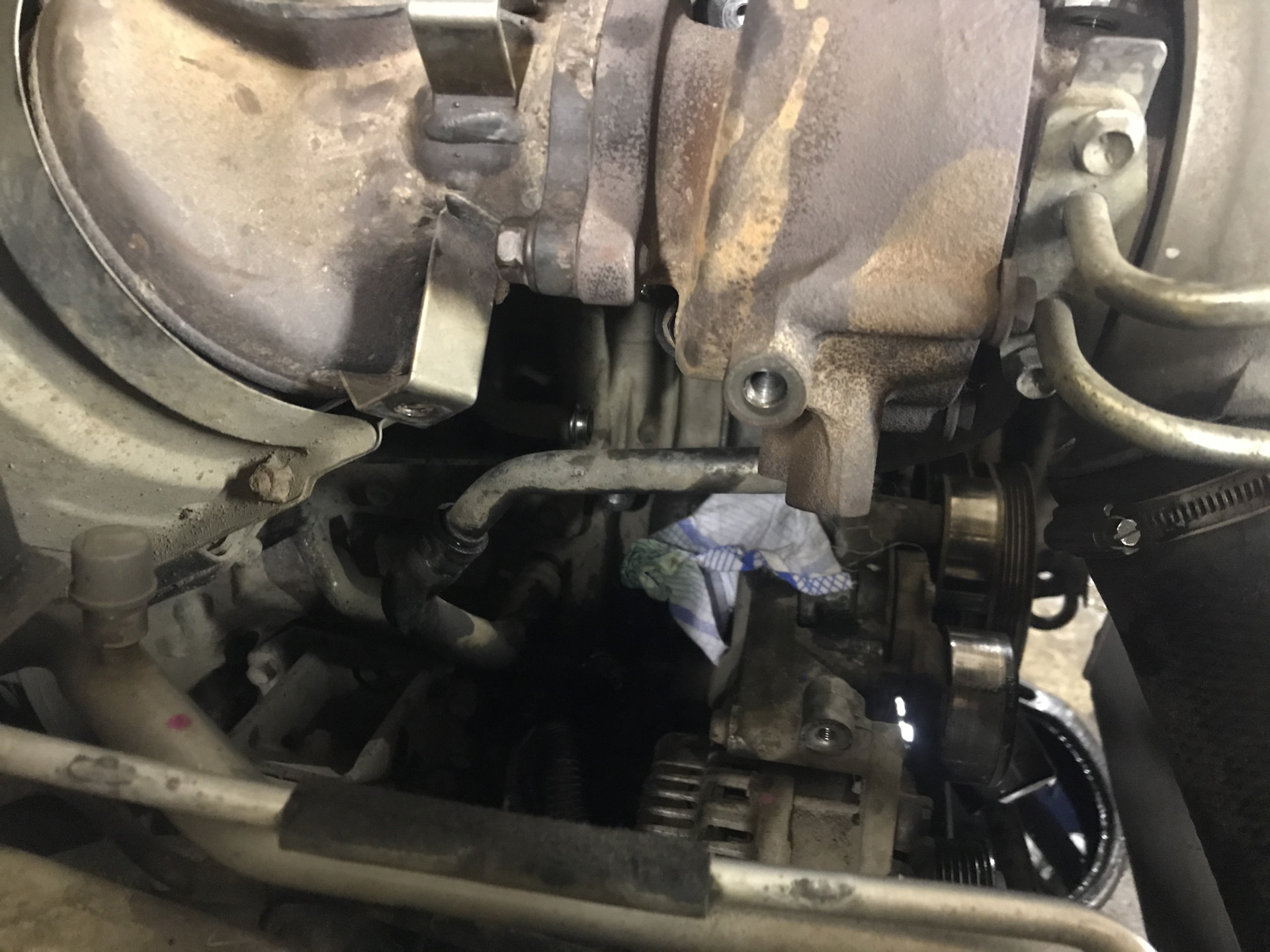 Замена помпы, ремней и роликов на МПС3 / Митсубиси Паджеро 3 + ТО ...