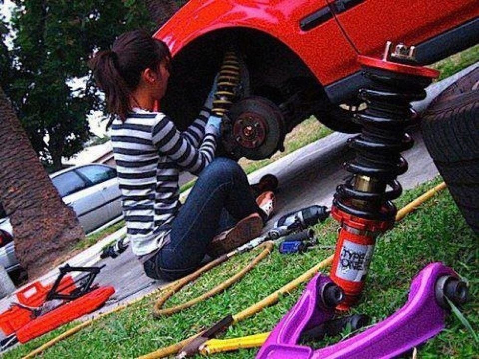Замена стоек амортизатора — Ford Fiesta (Mk V), 1,6 л, 2006 года ...